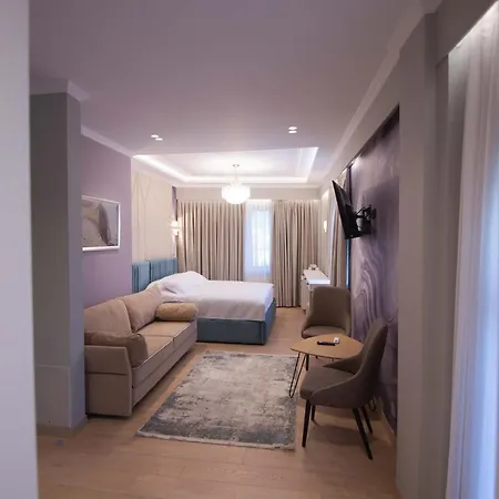 Sky Hotel Korce Exterior photo