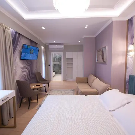 Sky Hotel Korce Exterior photo