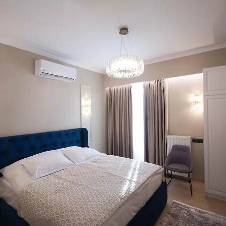 Sky Hotel Korce Exterior photo