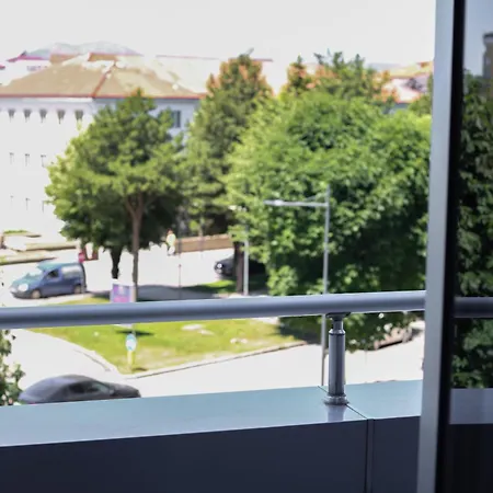 Sky Hotel Korce Exterior photo