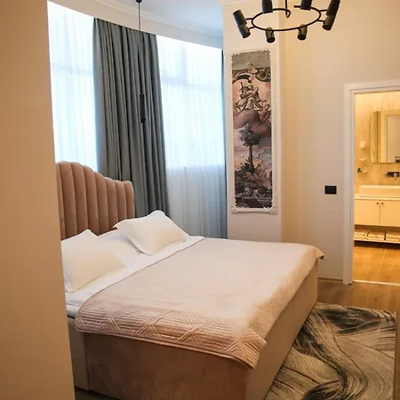 Sky Hotel Korce Exterior photo